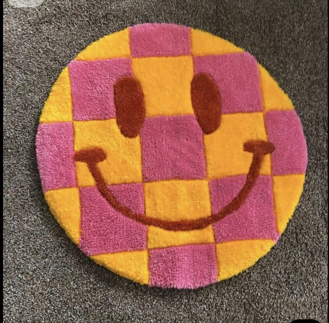 Karierter Smiley-Teppich als kleines Einsteigerprojekt