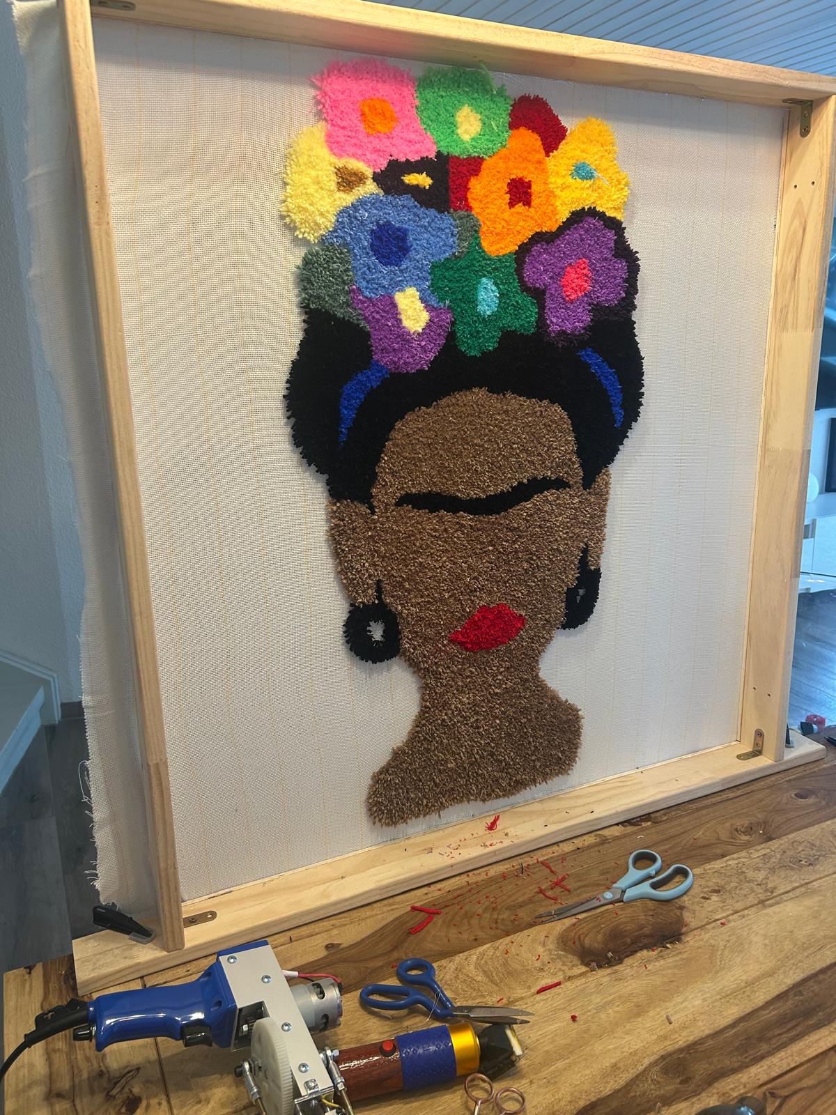 Frida-Kahlo-Motiv als großes Statement-Piece